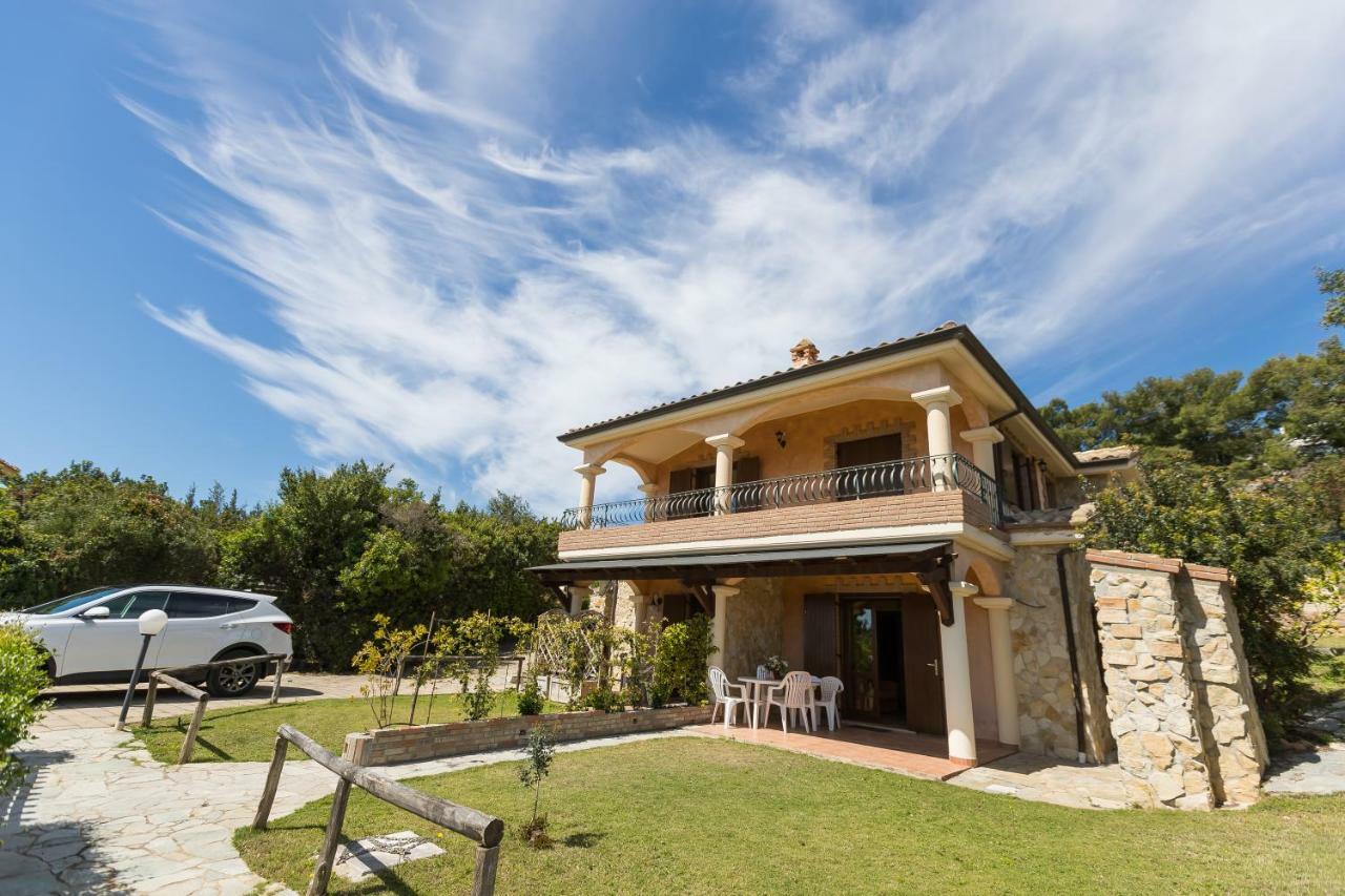 House & Sea Chia Domus De Maria Exterior photo